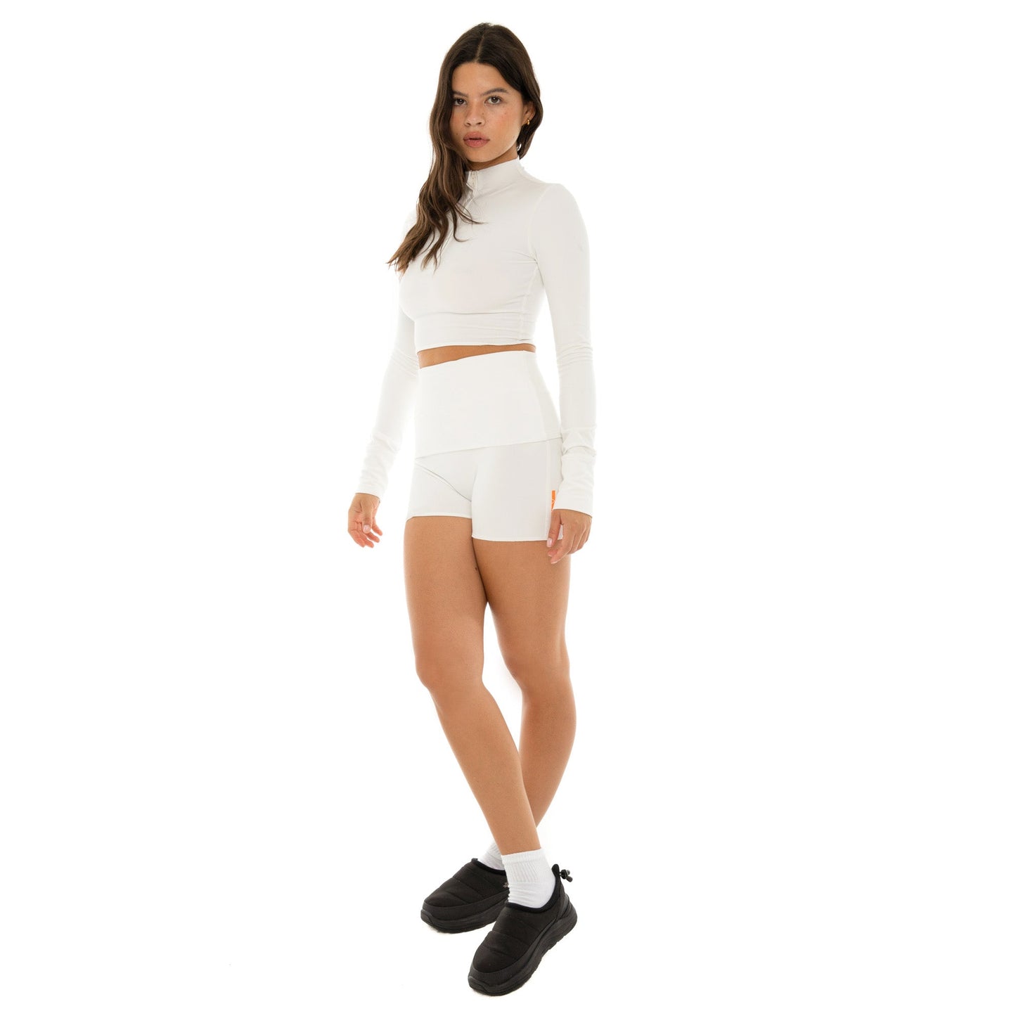 Nove Short